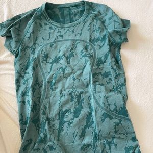 Lululemon Limited edition green top